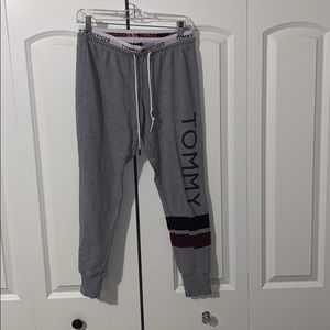 Tommy Hilfiger joggers